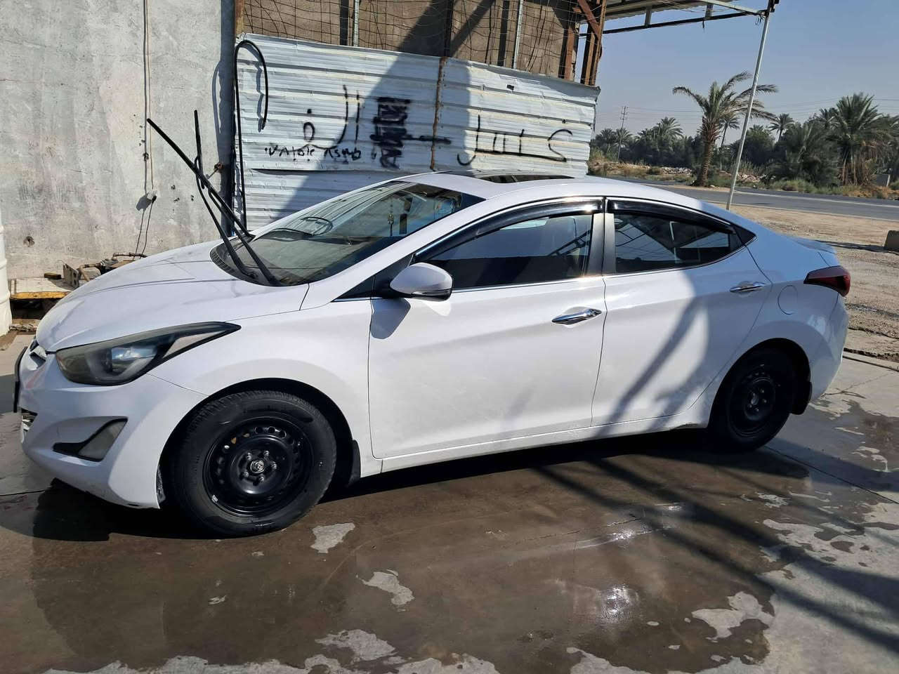 الانتره مديل  2016 وارد خليجي كفاله  عامه حجم المحرك 1800مكينه مامفتوحه مكينه وحداديه وتبريد كفاله جاهزه من كلشي فول مواصفاتت
سعر 127وبيها مجال قليل 
عنوان  السياره بالنجف 
رقم التلفون ***********
