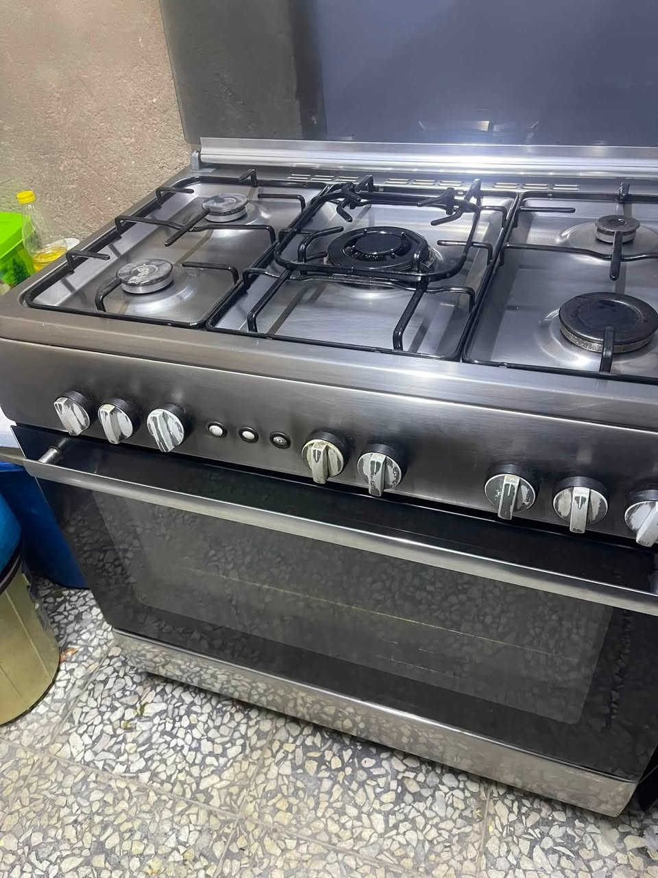 طباخ نظيف كلش للبيع العين الجبيرة مالته شويه صخم العنوان الزعفرانية دور الشرطه قرب افران صمون السمير السعر 200 وبي مجال


**إذا كنت صاحب هذا الإعلان وتريد حذفه لأي سبب، رجاءا أرسل رسالة إلى الدعم الفني**