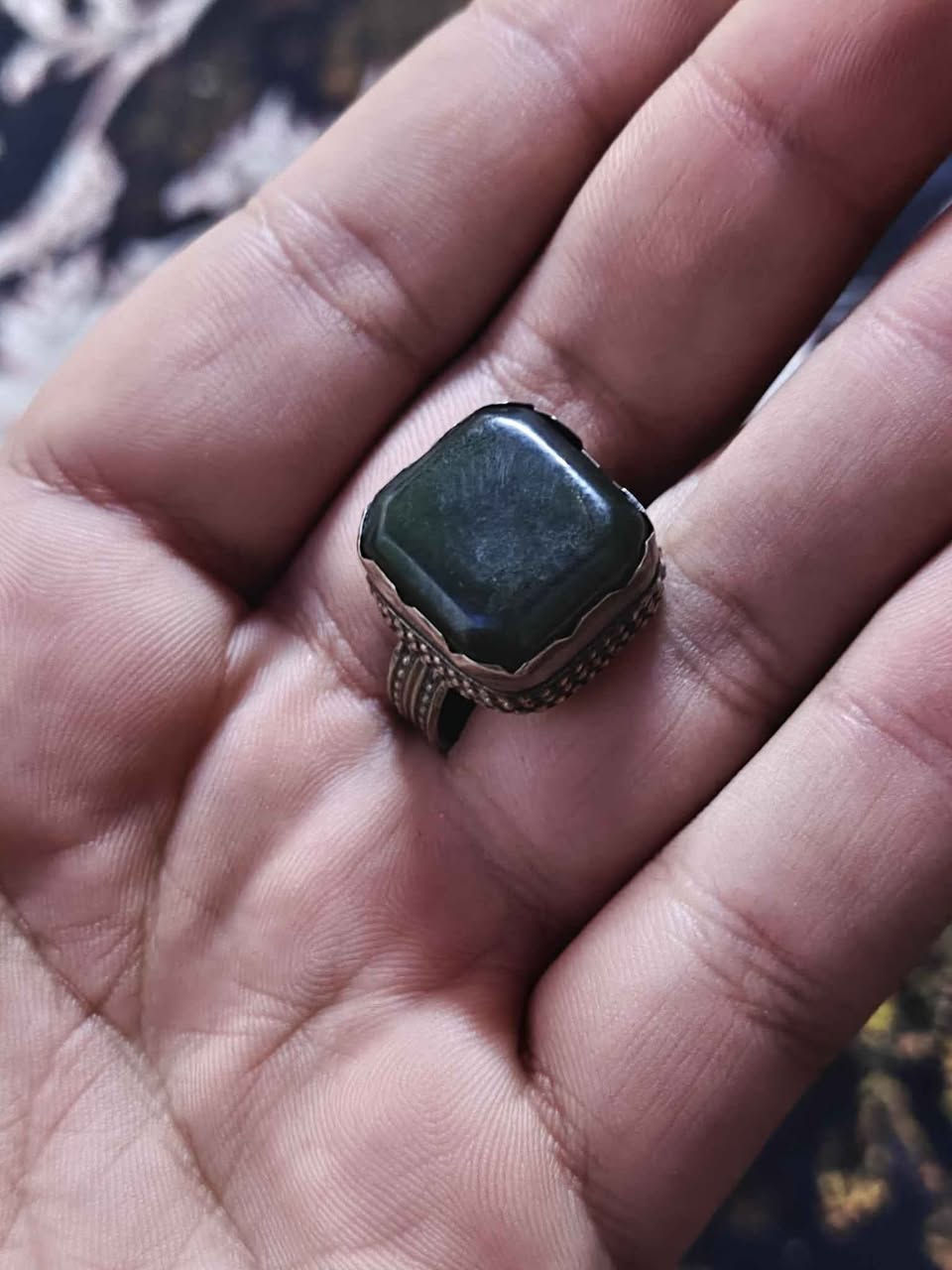 للبيع خاتم يشم يماني قديم صياغه سبع معادن وجزع يماني النجف, العراق


**إذا كنت صاحب هذا الإعلان وتريد حذفه لأي سبب، رجاءا أرسل رسالة إلى الدعم الفني**