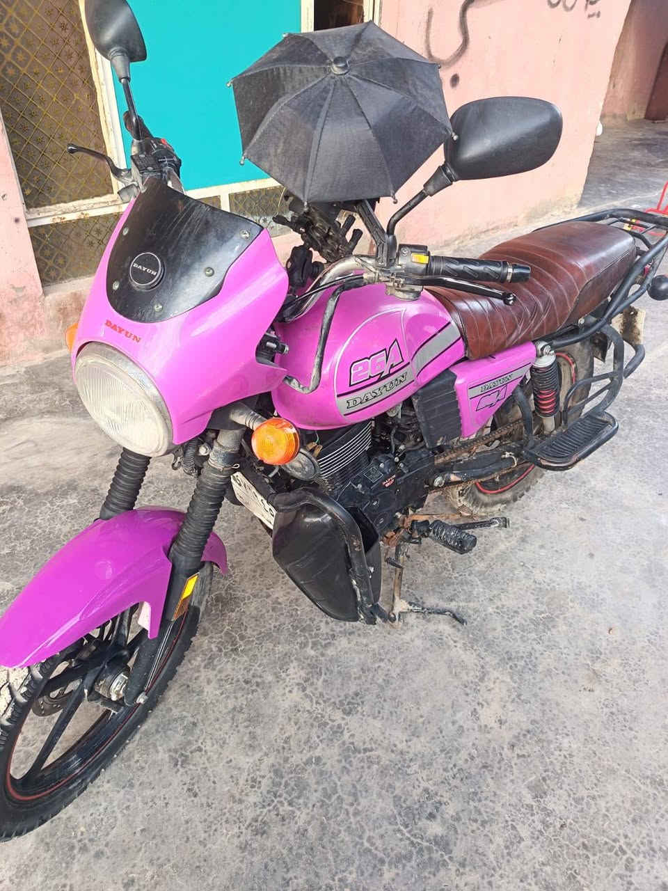 السلام عليكم دراجة دايوان موديل ٢٣ نازله ب ٢٤ وخير وبركة
دارجة تخبل مابيه شي لا حادث ولا شي تجي تشوف بعينك َتاخذ مرقمة وكامله وسنويه بأسم صاحب دراجة تحويل ثاني يوم دراجة سعرها ١٩٠٠ وبيها مجال حك الجية
*********** وهذا رقم وبي واتساب
اتصل وتدلل
