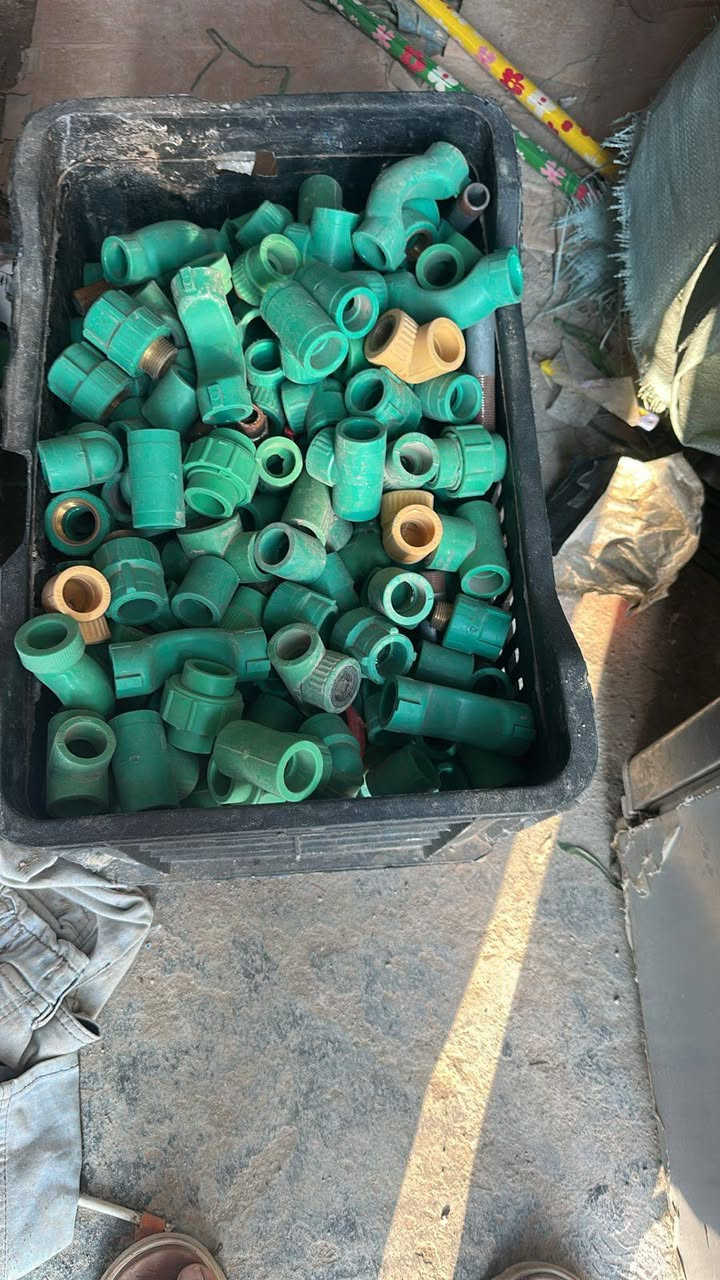 قراض جديدة محل تونة عزلنة وقراض جدد نشاية ريريدهم ‏‪***********‬‏
