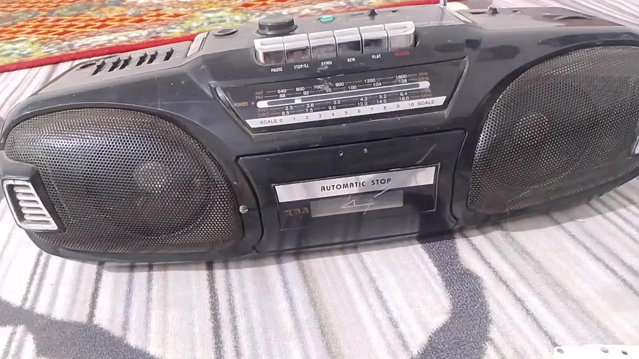 مسجل وراديو جوسونيك 4 موجات من ضمنها  fm / شغال وجاهز /نقص قبق باتري فقط تابع الفديو 👇👇👇👇


**إذا كنت صاحب هذا الإعلان وتريد حذفه لأي سبب، رجاءا أرسل رسالة إلى الدعم الفني**