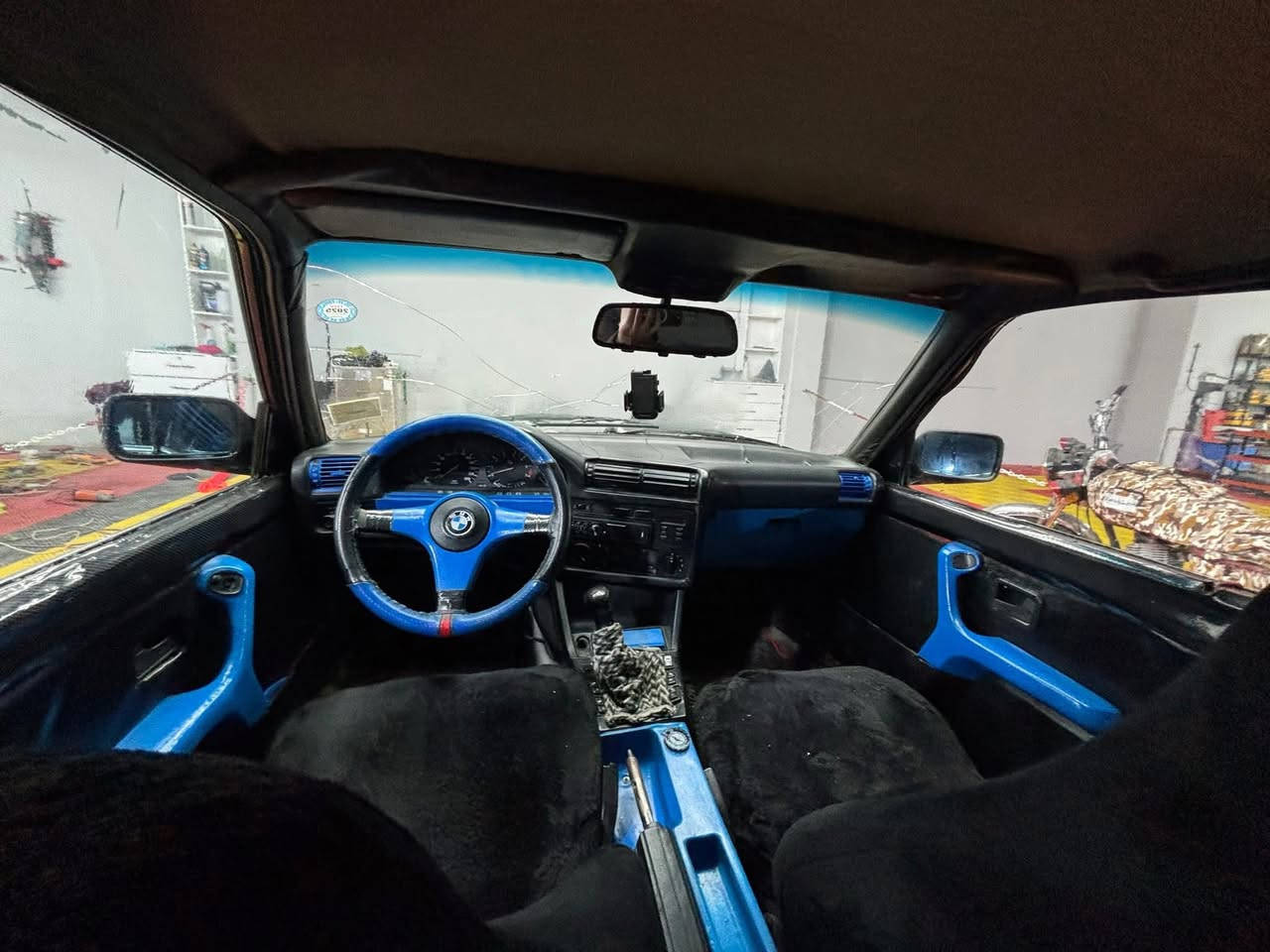 موديل ٩٠ مكينه ٢٥ مسكر تك فانوس كير عادي جاهزه السياره مابيهه نقص تحويل ثاني يوم *********** مكاني بغداد  السعر ٣٤ قفل
