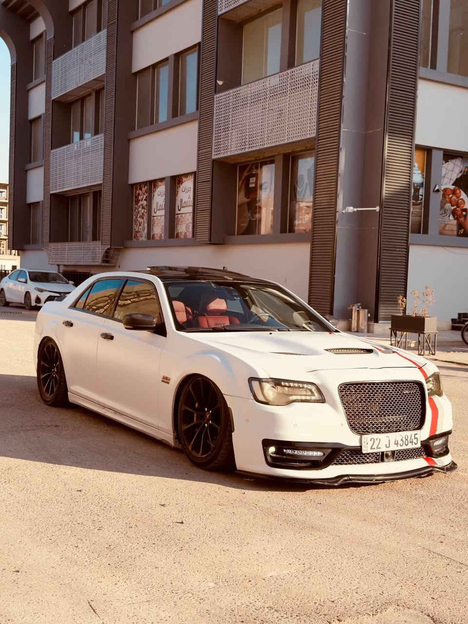 السلام عليكم
سيارة كرايسلر c300بلاتنيوم
موديل 2018
وارد كندي 
                                                                     V8_5700
بدون حادث فقط باب السائق بي سحب كارت كد اربع اصابع 
السيارة محدثة srt 
دواخل غرفة srt لون احمر مميز ♥️
وعليها درگة srt لد +كاربون فايبر 
دواخل كاربون فايبر درجة اولى 
السيارة فول مواصفات كشنات جلد تدفئة تبريد 
تدفئة ستير 
رادارات ٣٦٠درجه
اشاير بالمري لايت زنون عدسة متحركة لدات بالداعامية الخلفية 
رادار السيارة تعديل مسار وتثبيت سرعة ومانع تصادم 
بانوراما +لد بالدشبول مخفي ١٤لون +جهاز تحكم 
نظام الصوت الباين +مضخم صوت في الصندوق اصلي 
السيارة عليها تزويد :
_ثلاجة ٦٤٠٠srt 
_اوويل كاج كان 
_شوته K&N
_بلكات ريسنك 
_بخاخات ريسنك 
_ولف حماوه ريسنك 
_فيت بمب ريسنك 
_ميثانول ستيج ٣
_هدرز +اكزوز (كوسا )+بوابات اكزوز للمرور 😂
_سسبنشن اير بفت ستيج ٣+جهاز تحكم تصعيد وتنزيل اربع جهات 
_دسكات برمبو امامية ٦بستم والخلفي ٤بستم 
_ويل srt اصلي 
_عليها برمجة سيڤتي 
_جهاز كومندر اصلي وكالة امريكية 💪🏻♥️.
السيارة عليها تغليف ppfاصلي امريكي 
القمارة مغلفة اسود للجمالية بعد بيها هواي مواصفات 
للاستفسار اكثر ***********
