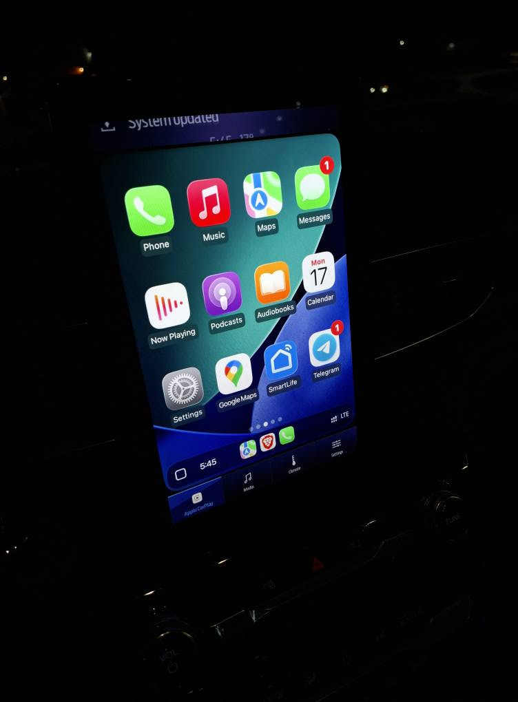 فورد explorer 2022
تحديث الشاشة
اضافة اللغة العربية
اضافة ترددات الراديو الزوجية
اضافة الخرائط
تشغيل الكار بلي والاندرويد اوتو على كامل الشاشة
اضافة تحكمات التبريد
تشغيل الفيديو عن طريق الفلاش

اربيل ١٠٠ متري جانب معرض رابتور كارس
متواجد :
يوميا من الساعة ٥ العصر الى ٩ ليلا
الخميس من ٣ العصر الى ٧ ليلا

***********
***********
