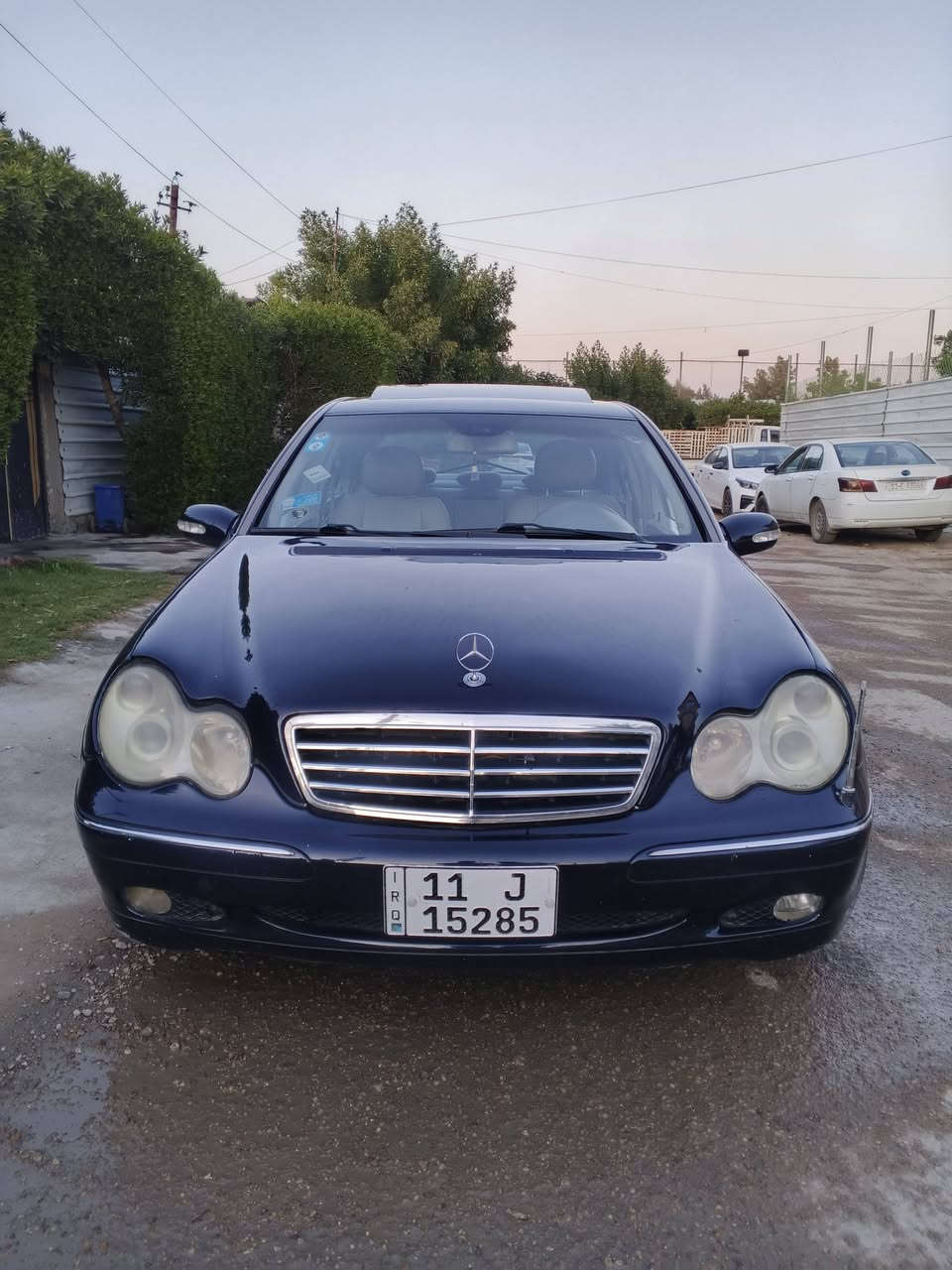 سلام عليكم
مارسدس ام عيون
2007 
رقم بغداد الدولي 
كير ومحرك خير من الله 
مصبوغه عام جماليه 
فول مواصفات واحد عل واحد
سعر 88 وبيه مجال 
المكان بغداد العامرية 
‏‪***********‬‏
