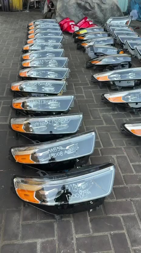 وصول وجبه من لايتات فورد وبك لايت اكسبلور من مديل ٢٠ الى ٢٥ اصلي وكالة اخو الجديد بأسعار حلوه للتواصل واتساب  ***********. *********** يتوفر توصيل جميع المحافظات  عادل فورد ادوات وصيانة عامة
