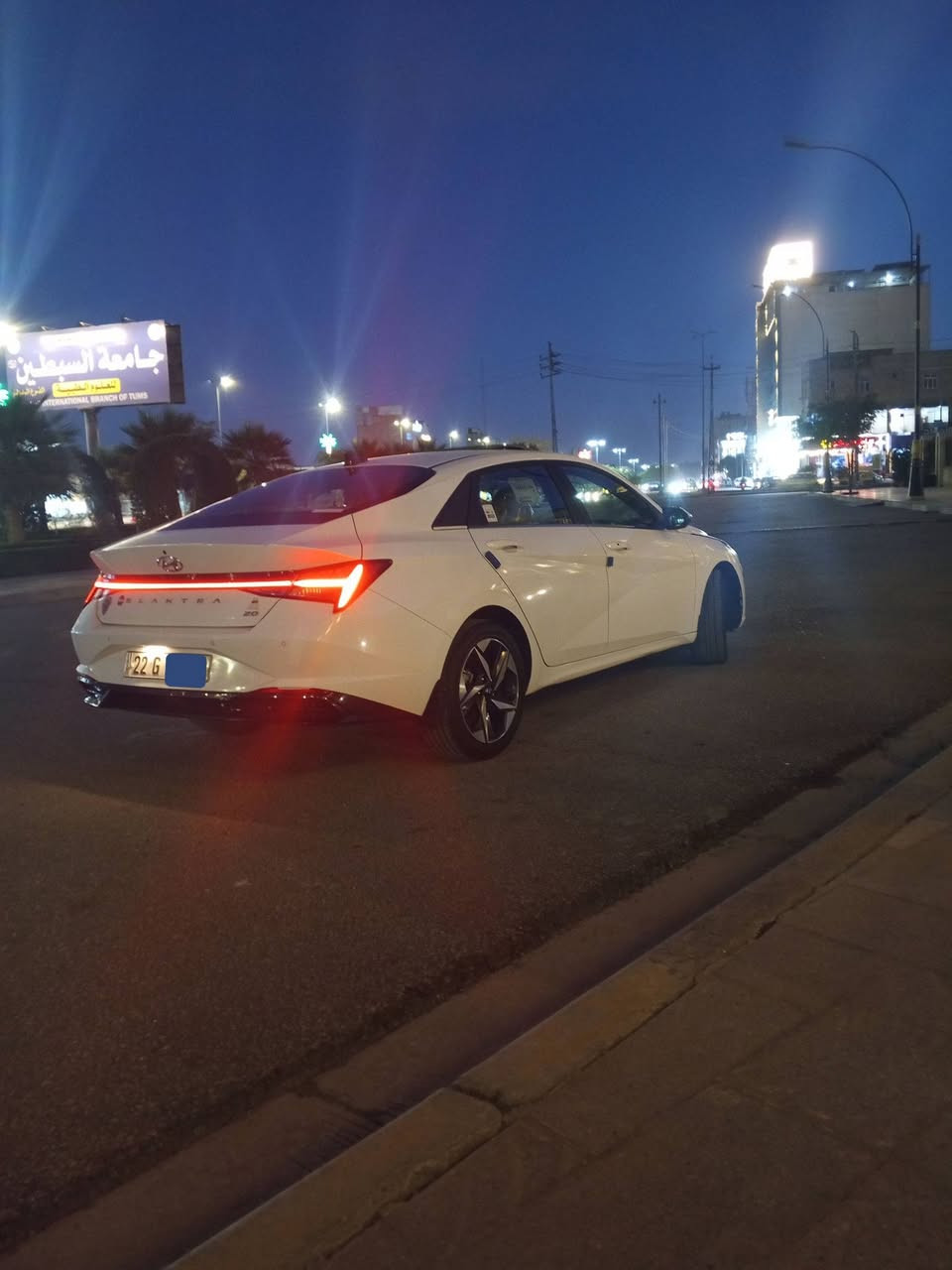 سلام عليكم
النتره البيع 2022 
وارد خليجي 
رقم اربيل 
سياره مكفوله كفاله عامه
محرك 2000 دوش 
ماشيه 85الف
بصمه فتحه تشغيل عن بعد
صندوق ذكي
حساسات
3نضمه قياده
مكاني كربلاء
***********
***********
