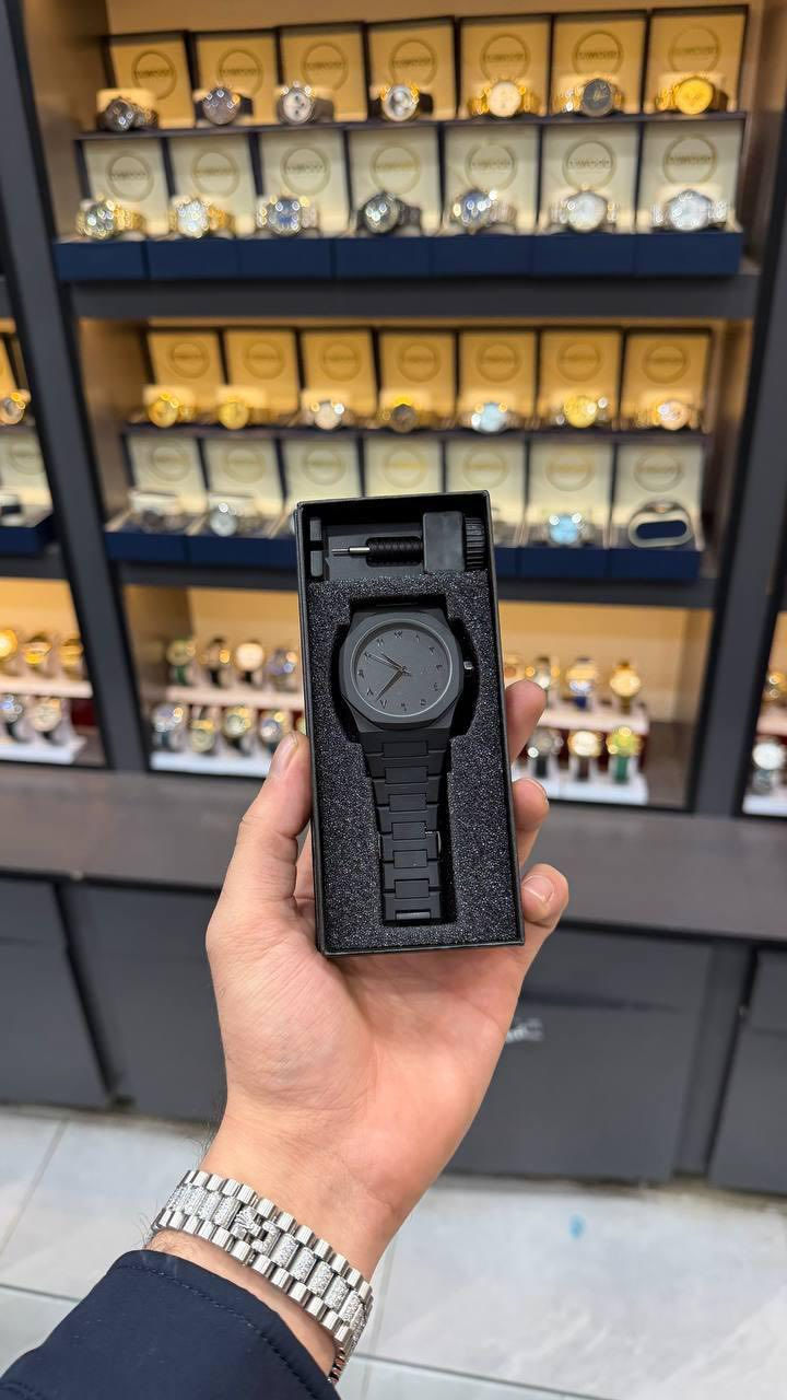 رمضان كريم 

عرض خاص ساعه( Trend)كاربون وزن خفيف اللون المطفي الأسود والنيلي بخمس موديلات مختلفه توفرت كميه محدوده

المواصفات والمميزات
التصميم: تتميز بهيكل وسوار من مادة الكربون خفيفة الوزن والقوية، مما يجعلها مريحة للاستخدام اليومي.

الملحقات: تتوفر غالباً في علبة خاصة تحتوي على أداة تقصير السوار (مفك)

المقاومة: مقاومة للماء والخدوش. 

السعرر فقط (6000)دينار موجود توصيل داخل الشرقاط فقط 
سعر التوصيل الف دينار

وبلبس احله من الصور تفحصها امام المندوب مانفس الصوره ترجعها وماتدفع ربع


**إذا كنت صاحب هذا الإعلان وتريد حذفه لأي سبب، رجاءا أرسل رسالة إلى الدعم الفني**