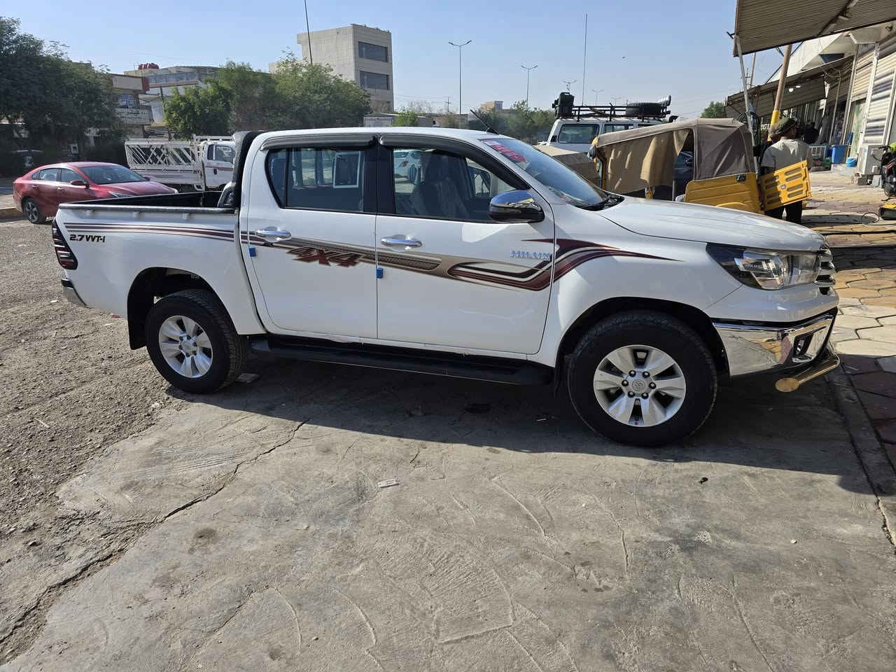 اسلام عليكم سياره فور ويل موديل 20 بيها صبغ بل جاملغ الخلفي باقي مكفول سعر 250 او بيها مجال رقي *********** مكان واسط
