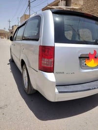 بيع او مراوس بسياره 5 راكب  دوج كرفان 2008  مكينه 6    3800 حداديه وصد...
