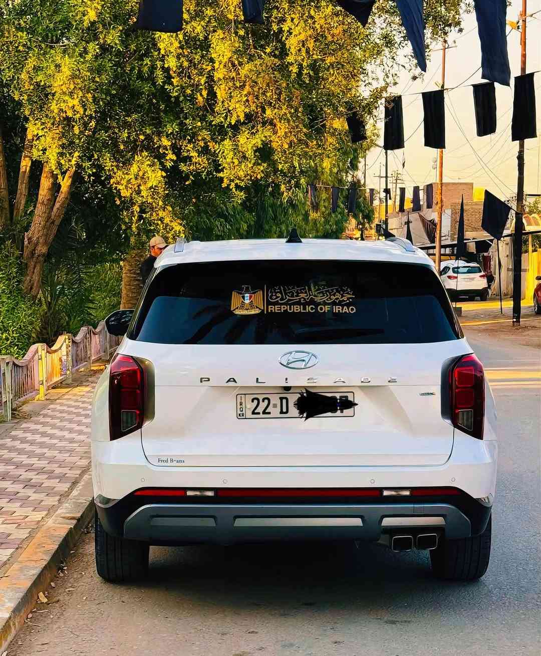 السلام عليكم بلسايد فول مواصفات لمتد موديل2023 رقم اربيل بسمي تحويل ثاني يوم موجوده بلحله ماشيه17 الف ميل محول السياره لغة عربي  دوشمه ارضية كامله بالكامل السعر 280 $وبيها مجال قليل صور حادث موجوده اتصال ب رقم ***********
