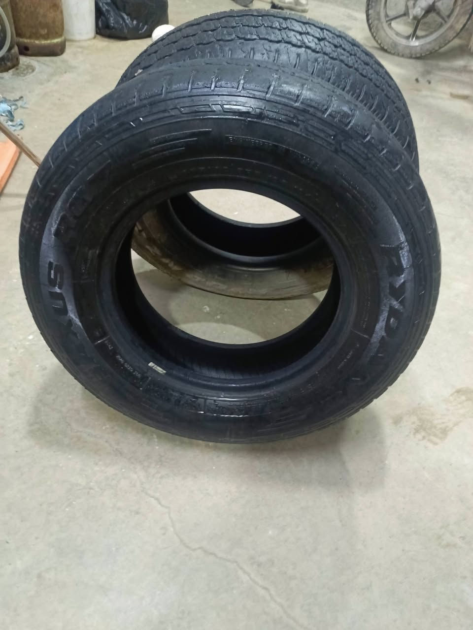 ايطار مال المسجل مع تايرات كيا امامي نص عمر قيم وأخذمكاني كركوك حي العسكري ***********
