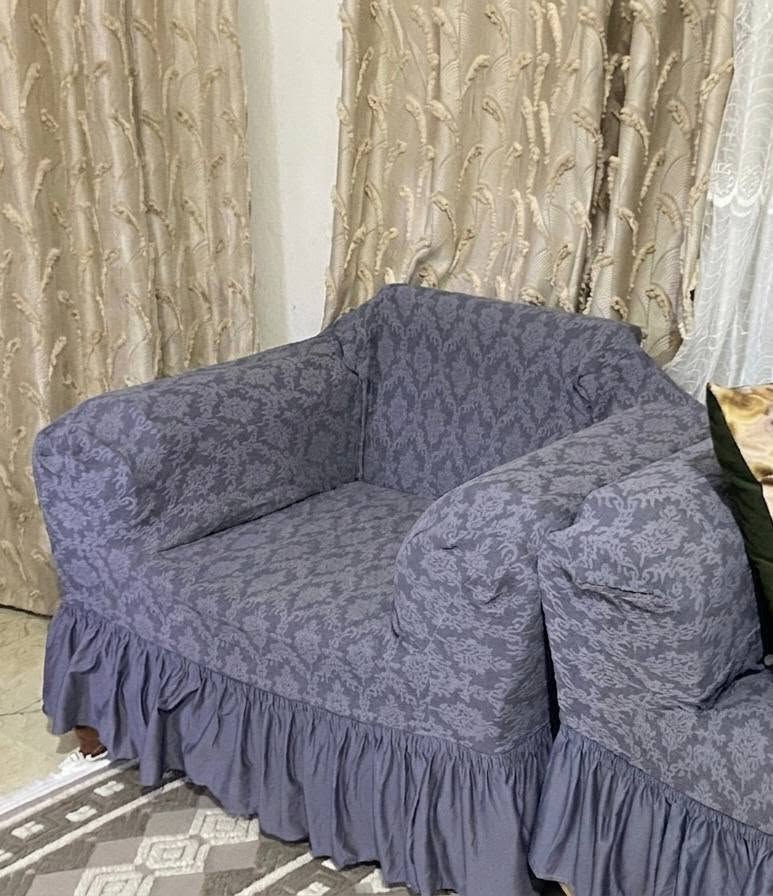 السلام عليكم تخم للبيع وحده وسط و اثنين اصغار و اثنين اكبار السعر 650 هنه و غطوه مالتهن


**إذا كنت صاحب هذا الإعلان وتريد حذفه لأي سبب، رجاءا أرسل رسالة إلى الدعم الفني**