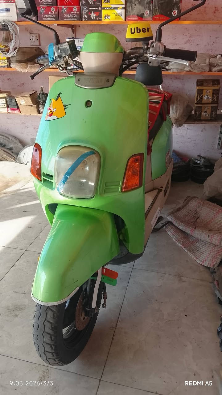 البيع دراجه بوليسي نوزل الدراجة كفاله مامفتوحه الدراجة نضيفه وكامله وكله شغاله مكينه  كفاله الدراجة انضف من الصوره موديل 2009 المكان كربلاء الأمام عون السعر 500 وبيه مجال بسيط الرقم ***********
