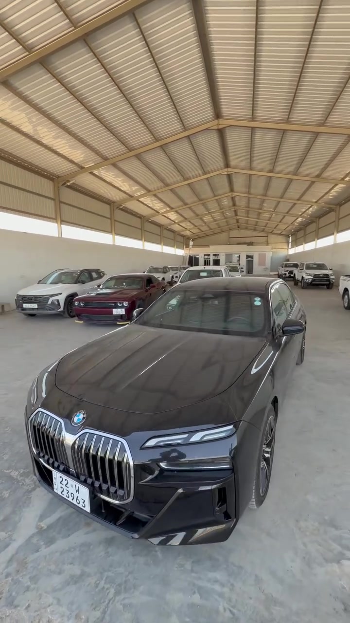 السلام عليكم
الكرستالة للبيع

BMW 740 M Package 

🚨موديل 2024 ,

🚨السيارة كلين تايتل مكفولة من الدعامية للدعامية 

🚨فول مواصفات بانوراما وابواب بصمة وتشغيل عن بعد ورادارت امامي وخلفي ونقطة عمياء واوتو بارك و٤ كامرات وصندوك وابواب شفط وانارة متعددة الالوان وكشنات جلد وتدفئة وتبريد وكهرباء وميموري  وداتا شو (hud) وشاشات بالابواب الخلفية تتحكم بكامل السيارة وبردات خلفية ومواصفات هواية متخلص 

السعر: 760 $ ورقه 

للأستفسار:  *********** 

العنوان: الديالى جديدة شط مقابل مدخل الحويش
