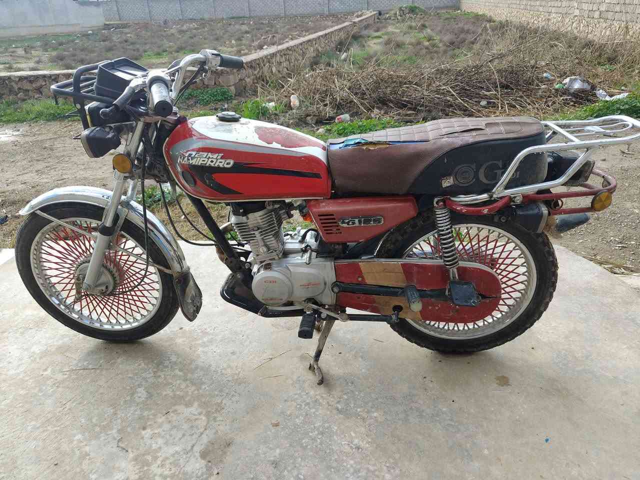 السلام عليكم درجة نامي برو 
باب أول اصلي كلشي شغل شرط 
مكين مفتوح بس نضيف 
اورق كمل 
440الف شراي يتصل 
***********
