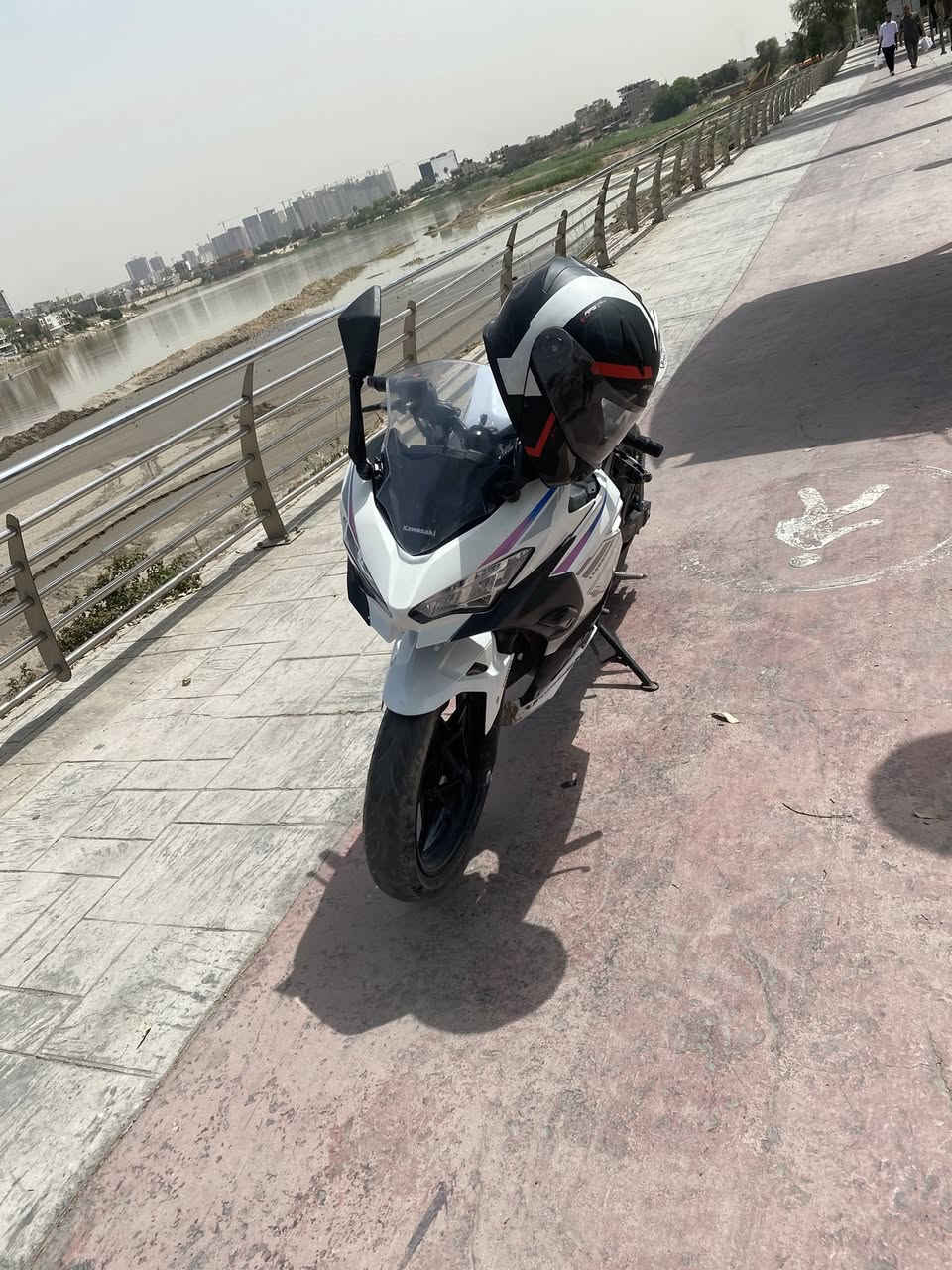 سلام عليكم الحلوة للبيع كاوسكي نينجا مديل 2023 
محرك 400cc
دراجه مرقمه بسمي مشروع وطني ثاني يوم احول
دراجه حلوة ومكينه مكفوله
ماشية 22
عنواني الكاظمية
رقم ***********
اعتذر عن ذكر السعر بسبب النفوس الضعيفه تحياتي❤️
