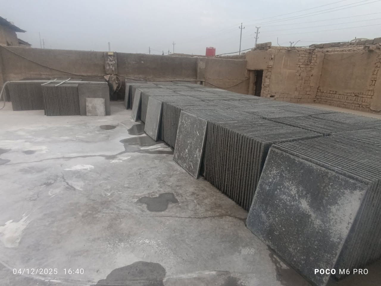 السلام عليكم شتايكر للبيع 80x80 + 50x50 شتايكر قوي وعلشرط شغل درجه اولئ واصل لباب بيتك واسعار مناسبه العنوان السماوه حي الصناعي للاستفسار *********** او مراسلة الصفحه
