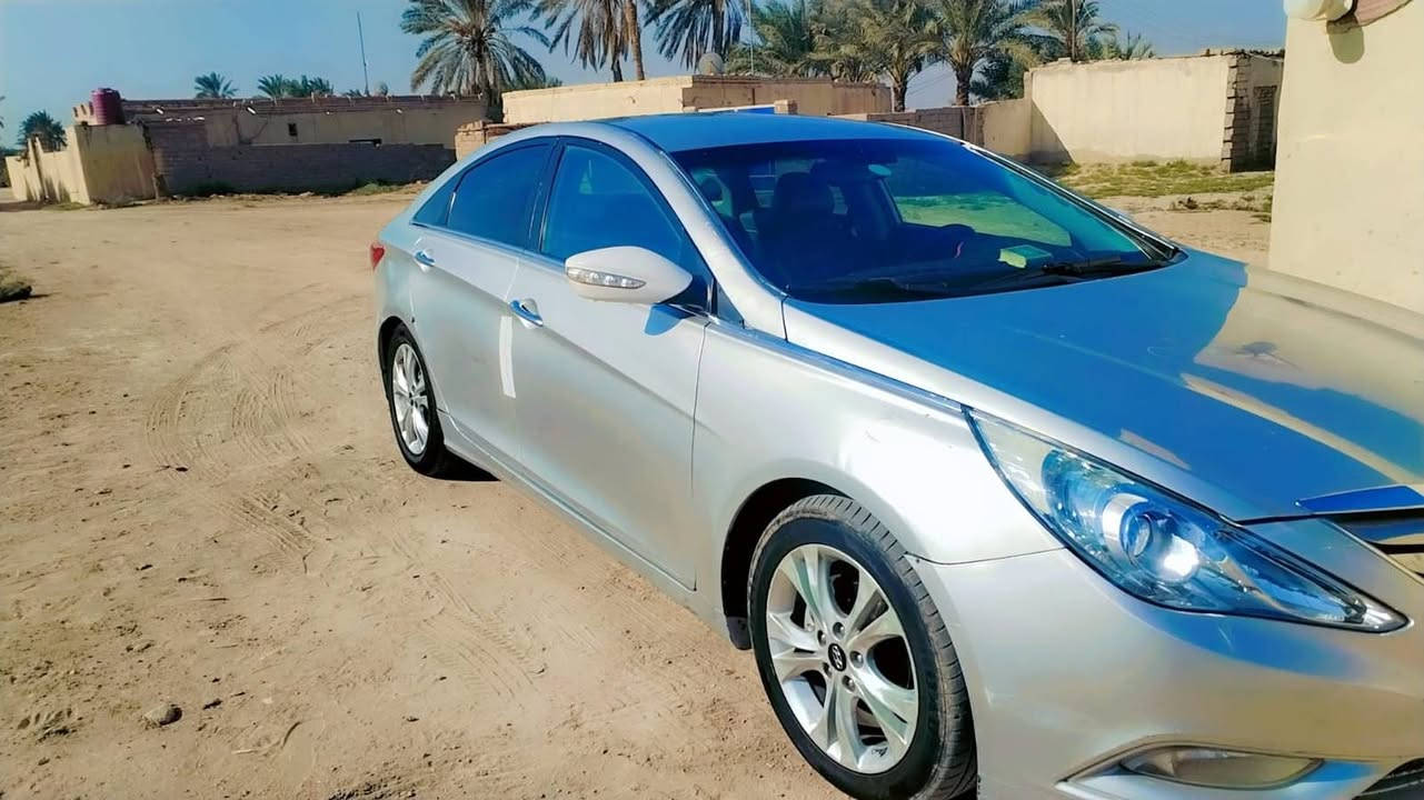 سلام عليكم سوناته 2014جاهزه من الطول للطول كصه وحده جنطه تبريد تتدفئه تحكم ستيرن محرك كير بلجيس تراي يخبل حداديه جاهزه طخم تاير جديد ماتذب عليها فلس جاهزه السياره رقم وسنويه شمالي طبق الاصل مكاني ذي قار  رقم الهاتف *********** السعر 44قفل
