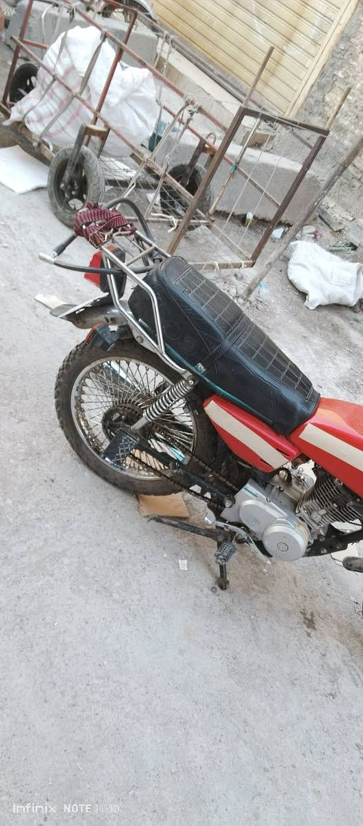 ماطور البيع شغال كمل سعر 200وبي مجال ***********
