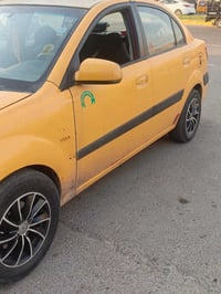 سلام وعليكم كيا ريو موديل 2009 رقم نكليزي هيئه وغرامه مصفره مكينه بيه ...