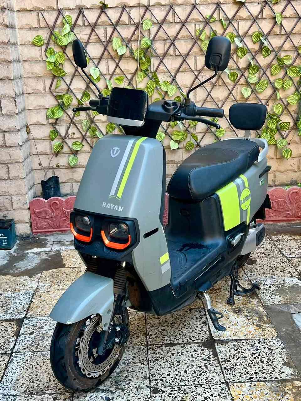 دراجه شحن للبيع شركه الريان  6 بطاريات كبار فول   3سرع موديل 25 الشاحنه الاصليه السعر 700 وبي مجال *********** العنوان المشتل
