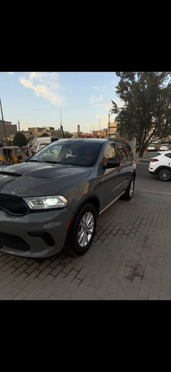 يالله رمضان مبارك 
اخوان دورنكو 
23موديل 
موصفات Sxt
سياره ماشيه 60
صدرها  نضيف
تايرات جدد
سياره حادثها بنيد فقط 
موصفات سياره 
كشنات كهرباء
3قطع تبريد 
ابواب بصمه 
تشغيل عن بعد
شاشه تدعم كار بلاي
مصابيح ليد زنون
كروز مثبت سرعه
تحكمات ستيرن 
كامره خلفيه
لادار امامي
وباقي الموصفات معروفه 
سياره رقم بغداد داخله بسمنه
معروضه ٢٦٠
العنوان بغداد زيونه
رقمي‭٠٧٧٣ ٢٩٠ ٥٣١٧‬
