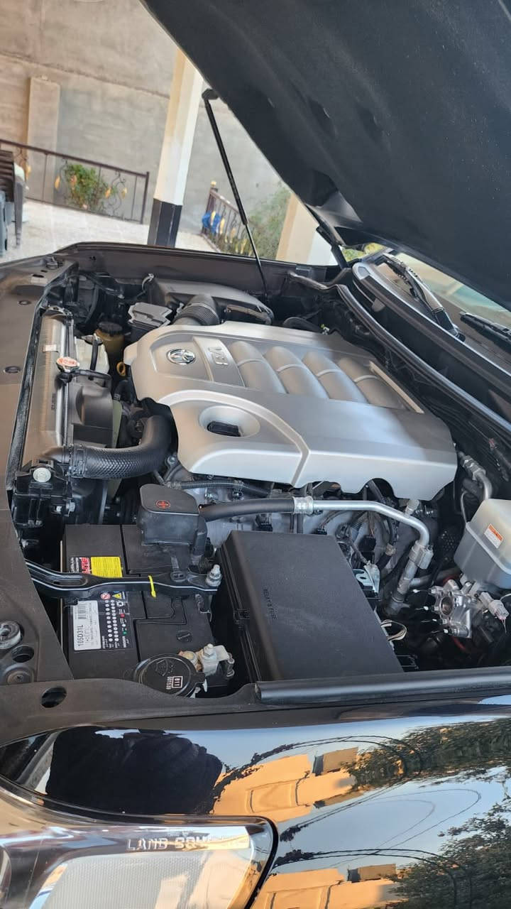 لاند كروز 2020     VXS   5700  ساز اصلي
رقم اربيل الدولي  بأسمي شخصياً هزه وسنويه جديده 
بيها تضليل بل سنويه 80‎%‎ مجدد لل شهر 10 مغلفه ppf اصلي ب 23 ورقه ضمان 10سنوات مكفوله كفاله عامه وبوضع الشركه ماشيه 88 الف 
فول فول مواصفات  داخل قرميدي غنيه عن التعريف
بيه بصمات 2 وكتلوكات كامله
سعر (( 610  $ وبيه مجال ))
موقع بغداد كرخ 
رقم هاتف ((***********)) وتساب (( ***********))
