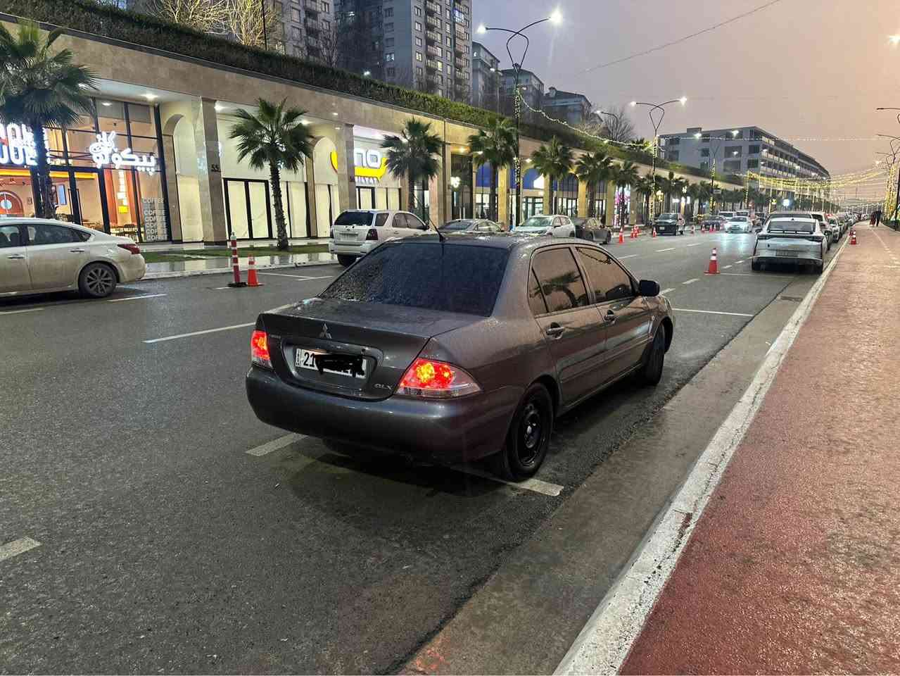 لانسر موديل 2009.          مه كينه گه وره       گير توماتيك. ناو زه رد        ناو فورميكا
بلاجكتور   ويل كه ب كوشن سياحي  جه كمه جه 
زور جوانه بي مه سره ف تازه بوياغي كوره كراوه 
سه نه وي تازه تا 2029
گيرو مه كينه و ته بريد به شه رت 
تحويل براؤه غه رامه به شه رت
تايه و ويلي لوك 
سه يه ره كه بي مه سره فه مالي دوسته 
سعر76مه عمه له يه كي كه م 
ز. م ***********
*********** السليمانية, العراق
