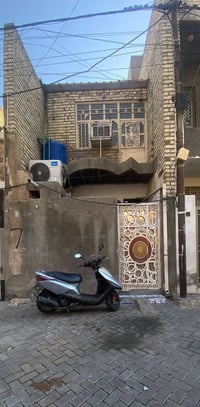 نصف قطعة للبيع (شرك)  قطاع 21 -   من جهة مدرسة حيدر يسر  طابق ونص   تر...