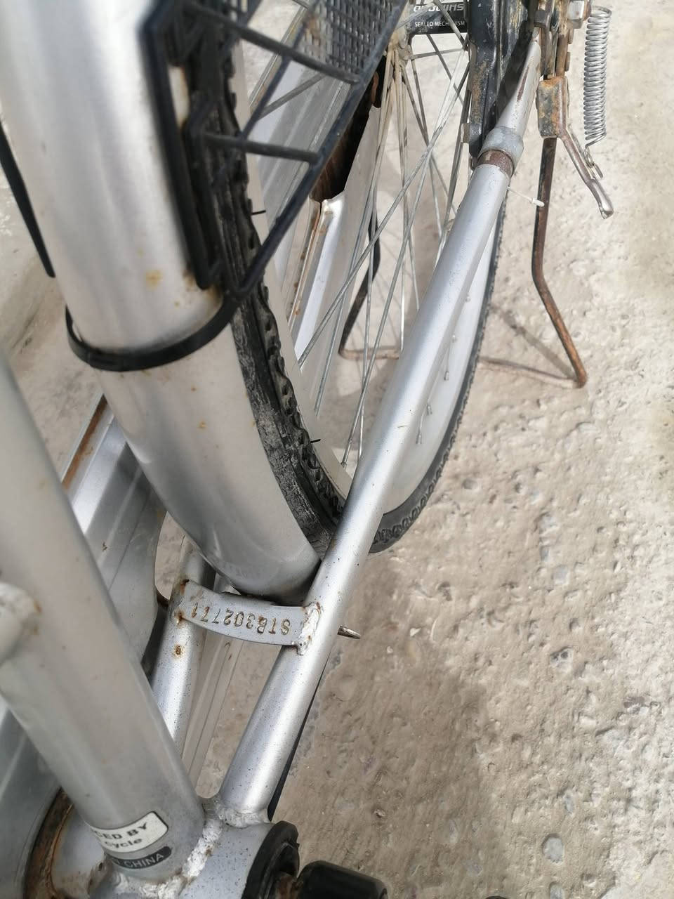 بايسكل للبيع حجم ٢٦ باله بعده جديد رقم الهاتف *********** *********** مكاني فلوجه
