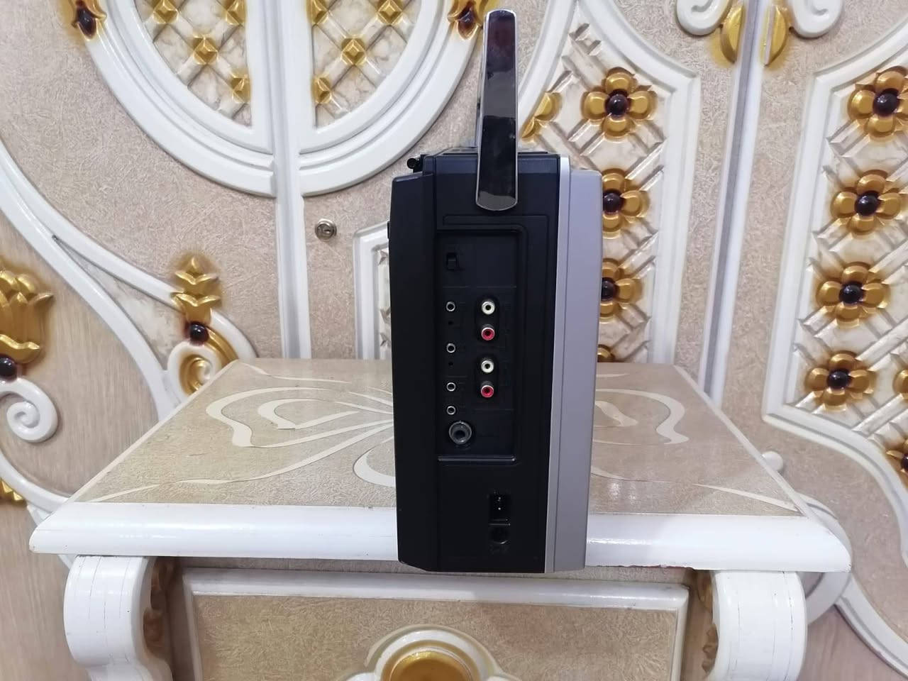 سلام عليكم للبيع راديو 📻 مسجل ناشونال بانيسونك مؤسسه جهاز جديد بدون FM للاستفسار المراسله عالخاص 
مكاني ناصريه المركز لايوجد توصيل وشكرا


**إذا كنت صاحب هذا الإعلان وتريد حذفه لأي سبب، رجاءا أرسل رسالة إلى الدعم الفني**