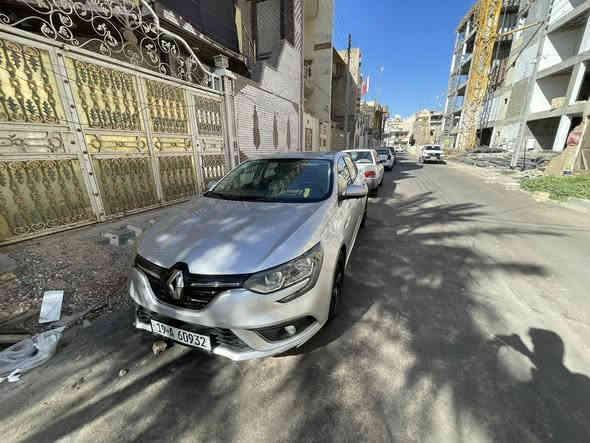 السلام عليكم رينو ميكان للبيع موديل ١٩ بسعر مناسب 
***********
