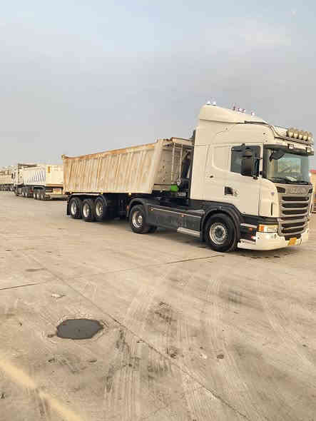 سلام عليكم للبيع قلاب ٢٠١٢ راس عربانه ٢٠١٤ تريد كامله تريد بس راس سياره مكفوله تخم تاير راس وعربانه تخم برجستون شاصي قماره كفاله السياره بل سنويه فلات وشرط تحويل الشراي هاذ رقم صاحب سياره ***********                                        وزن سياره ١٦ طن تحمل طوناج ٤٠ طن
