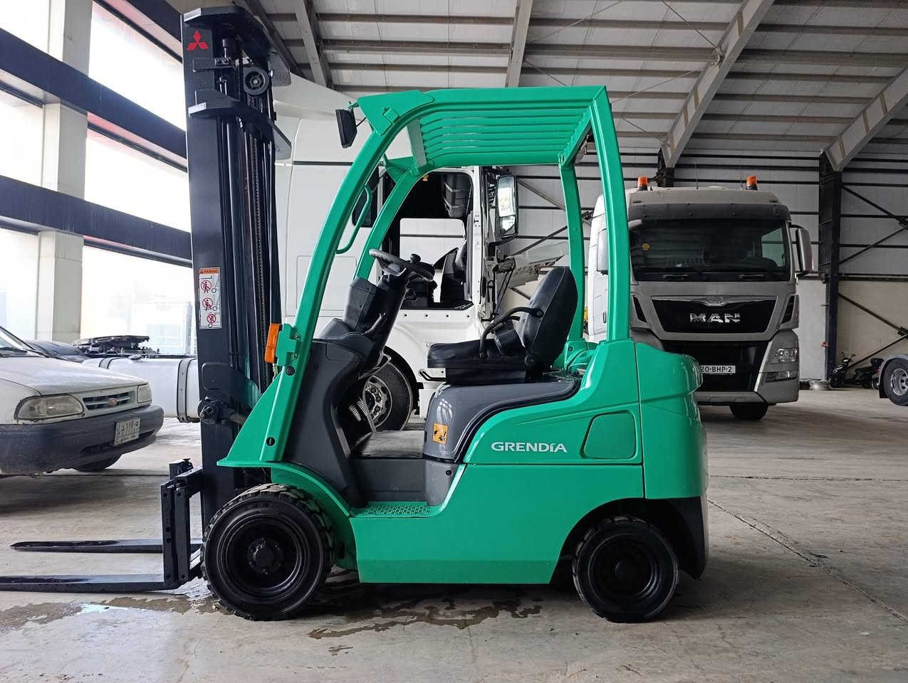 بيش الرافيعات الشوكية 
عالم الرافعات في العراق میسبوشي 2012
 حجم  1.8 طن مستخدم أوربا فقط دخول جديد      جب عالي 2  قطع ارتفاع الجب  3.75  مترات   
 3 حركات  محرك s4s  ديزل  آوراق منفيس مؤقت مشتغله قليل شوكيه مكفول كفاله عامە   
للاستفسار   عن السعر اتصل على الأرقام  ***********  ابو ڤاران
 او مراسله واتساب  يوجد توصيل 🚚 الى جميع المحافظات @جميع
