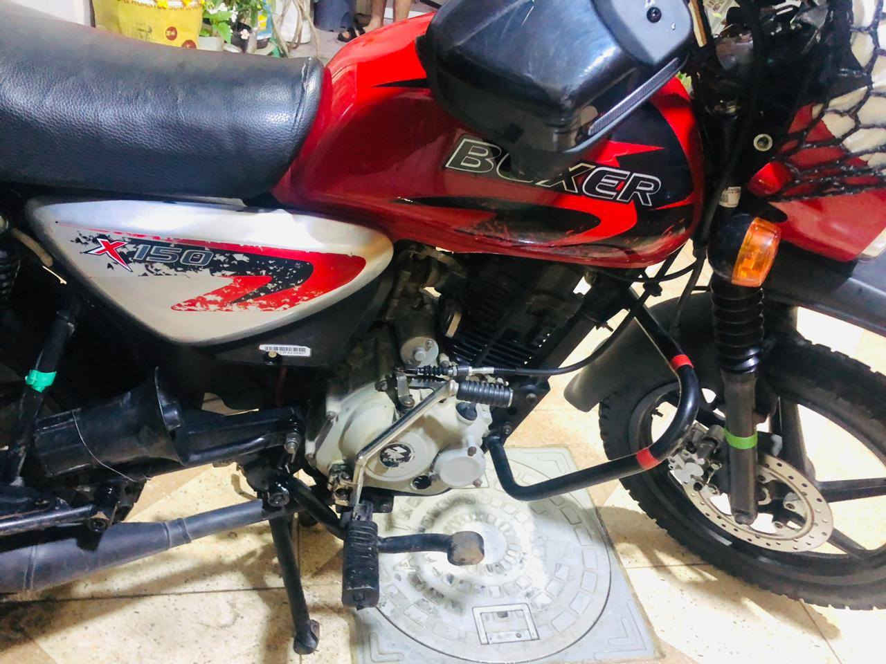 بوكسر 2021 نازل 2022
مرقم بغداد تحويل ثاني يوم عليها ادامه فول كلشي جديد بيها زوج تايرات كلجات بوشه،بستم زناجيل كله جديد ب 2300 وبيها مجال واتساب 0781 169 3761
