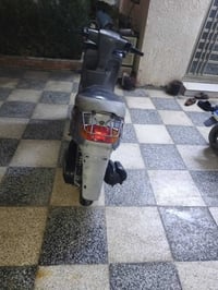 اخوان عندي دراجه مغولي للبيع نضيفه ما مفتوحه بس مكينته بيه ضعف دراجه ش...