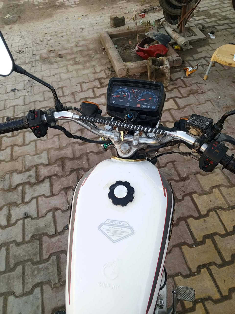 سلام عليكم ورحمة الله وبركاته موطور مكفول ايراني موديل 22 500وبي مجال هاذ رقمي ***********
