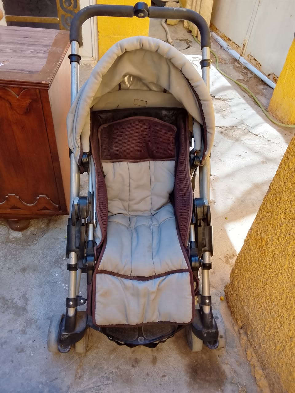 السلام عليكم
عربانة اطفال السعر ٢٠

بوفية للبيع السعر ٨٠


**إذا كنت صاحب هذا الإعلان وتريد حذفه لأي سبب، رجاءا أرسل رسالة إلى الدعم الفني**