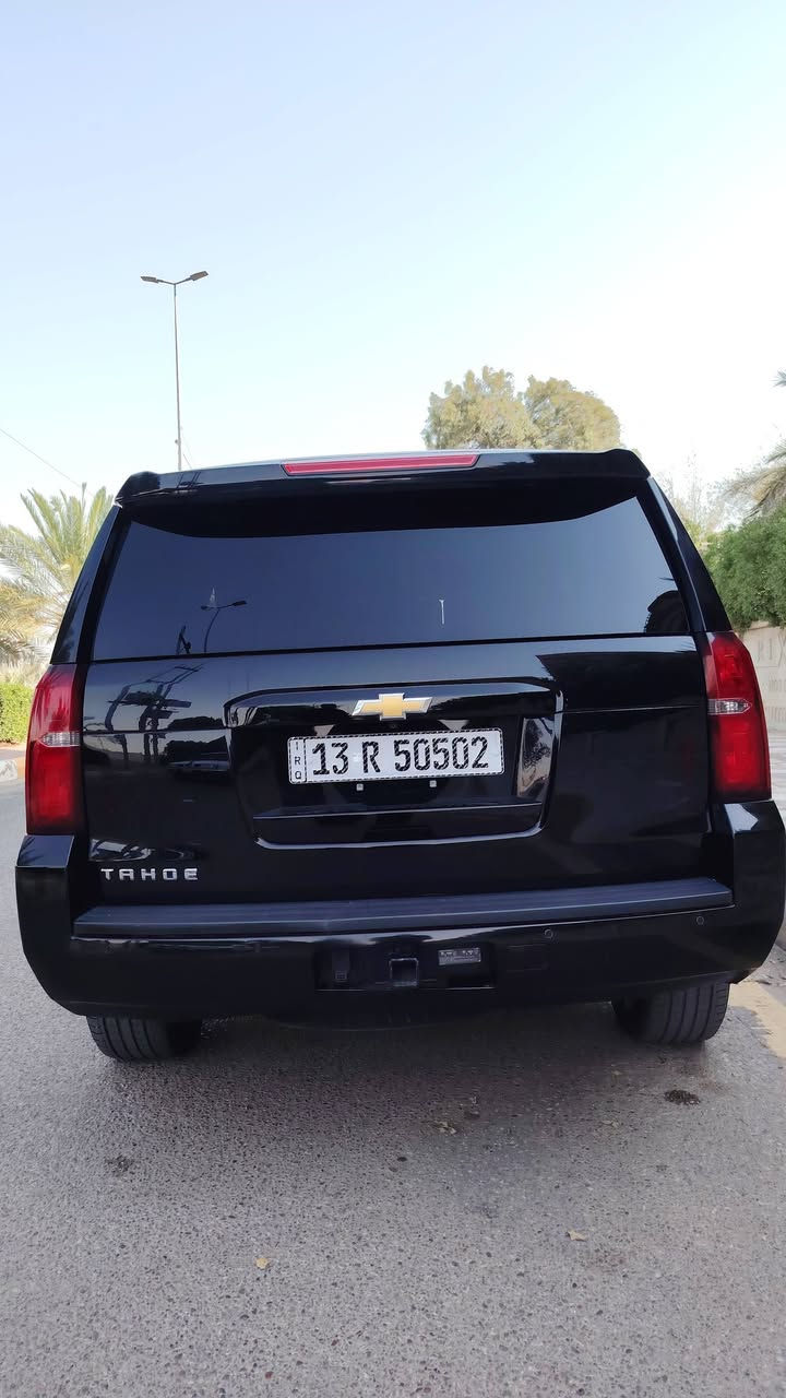 🚘 للبيع | شفروليه تاهو LT موديل 2019
🔹 موديل: 2019�🔹 الفئة: LT�🔹 الممشى: 160,000 كم�🔹 وارد أمريكي�🔹 الحادث: الواجهة الأمامية�🔹 رقم مميز: (50502) ميسان�🔹 السيارة جاهزة للاستخدام 
المواصفات:�✅ محرك V8 سعة 5.3 لتر�✅ ناقل حركة أوتوماتيك�✅ شاشة لمس مع Apple CarPlay وAndroid Auto�✅ كاميرا خلفية وحساسات�✅ مقاعد جلد كهربائية�✅ تشغيل بالبصمة ودخول ذكي�✅ مثبت سرعة�✅ مكيف أمامي وخلفي�✅ قاصة خزن�✅   ويل قياس 22 �✅ تخم تاير جديد صارلة شهر
كير + مكينة + تبريد بوضع الشركة 

📞: مكان السيارة العمارة� ***********
