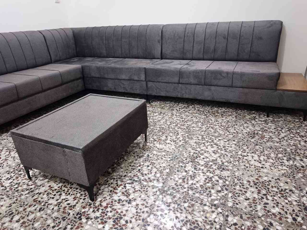 تم بعون الله تعالى تسليم الديوان وبالعافيه عليهم 
عمل الموديل حسب طلب الزبون 
شغل درجة أولى وبي ضمان خمس سنوات


**إذا كنت صاحب هذا الإعلان وتريد حذفه لأي سبب، رجاءا أرسل رسالة إلى الدعم الفني**