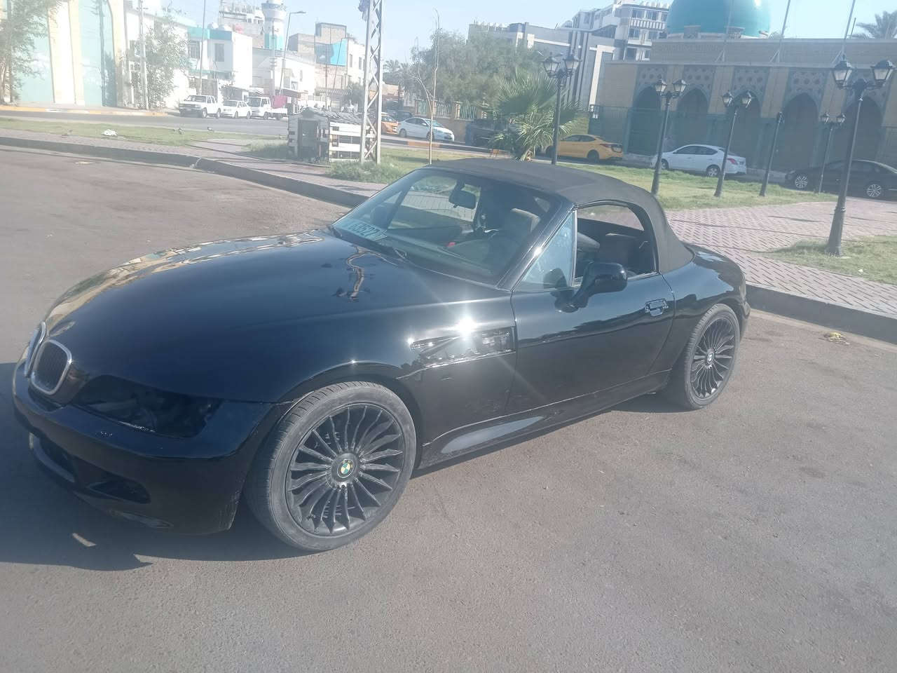 ابو سالي بلاعظميه *********** سيارة الفنان احمد عامر ابو سالي الصباغ اعظميه***********
