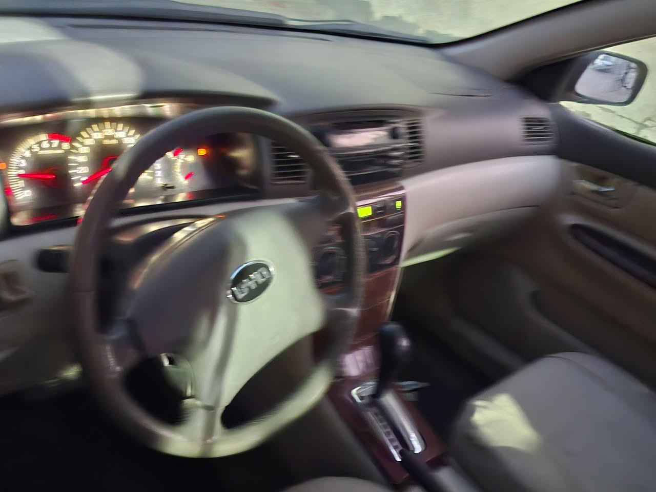 السلام عليكم Byd F3 2011 شركه العامه اوتو بدون حادث فقط خياسات مصلحه ومصبوغه حزام للبوب جماليه جاهزه كير جديد صدر جديد مكينه جديده  دوشمه جديده نقص تبريد وسلولي بدلت حساس وصار عالي السعر ٣٩ وبي مجال تحويل مباشر مصفره من كلشي شراي اتصل مكاني بغداد للمحمودية***********
