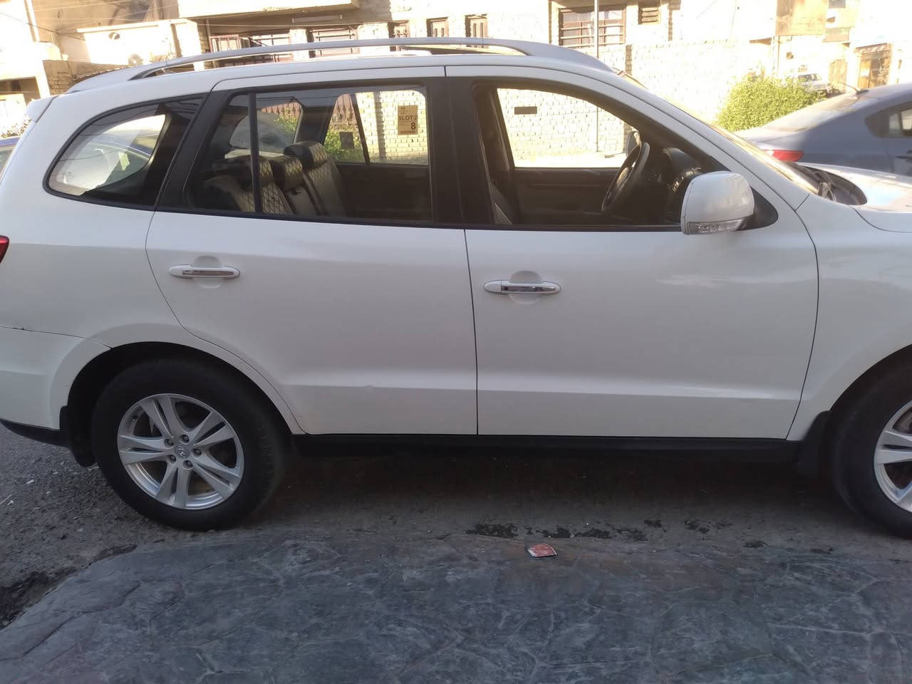 السلام عليكم
للبيع هونداي سنتافي 2011 خليجي 

فول مواصفات 

بصمه

فتحه 

تحكم استيرن 

تبريد شاشه

كامره

سبعه راكب 

اتلاث قطع تبريد 

ثلاجه بل جكمجه 

تبريد بيانو 

داخل 3الوان واضفه. صاج 

 وبعد بيه هواي مواصفات 

ماشه3الاف 

محرك 3500دوش 

كير تبريد حداديه كفاله 

رقم بغداد 

السياره باسمي تحويل مباشر

السعر158وبيه مجال 

العنوان بوب الشام 

للإستفسار ***********

 سونار موجود
