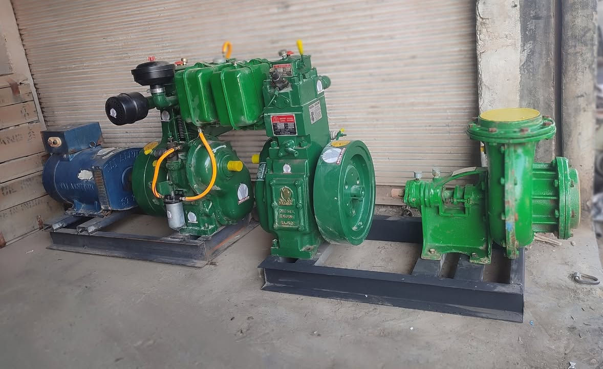 يتوفر لدى محلات الأخوين 
جميع انواع المحركات الهندي(مستعمل -جديد)
 بتر 10 حصان 🐎 ماء 
بتر 10 حصان 🐎هواء
 لستر توب لاند 8 حصان 🐎
لستر فرد مارشال 8حصان 🐎
العنوان سامراء الحي الصناعي/ محلات الأخوين 
📞 ‪                      ***********   
📞   ‏‪   ‏‪0771 092 9012‬‏
