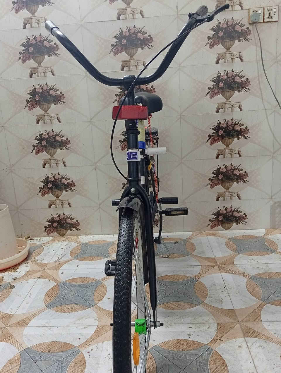 سلام عليكم.
باسكل للبيع نضافه فول ب 80وبي مجال الي يريده يدخل خاص او  الإتصال عل رقم ‏‪0787 908 0498‬‏
✨🌿
