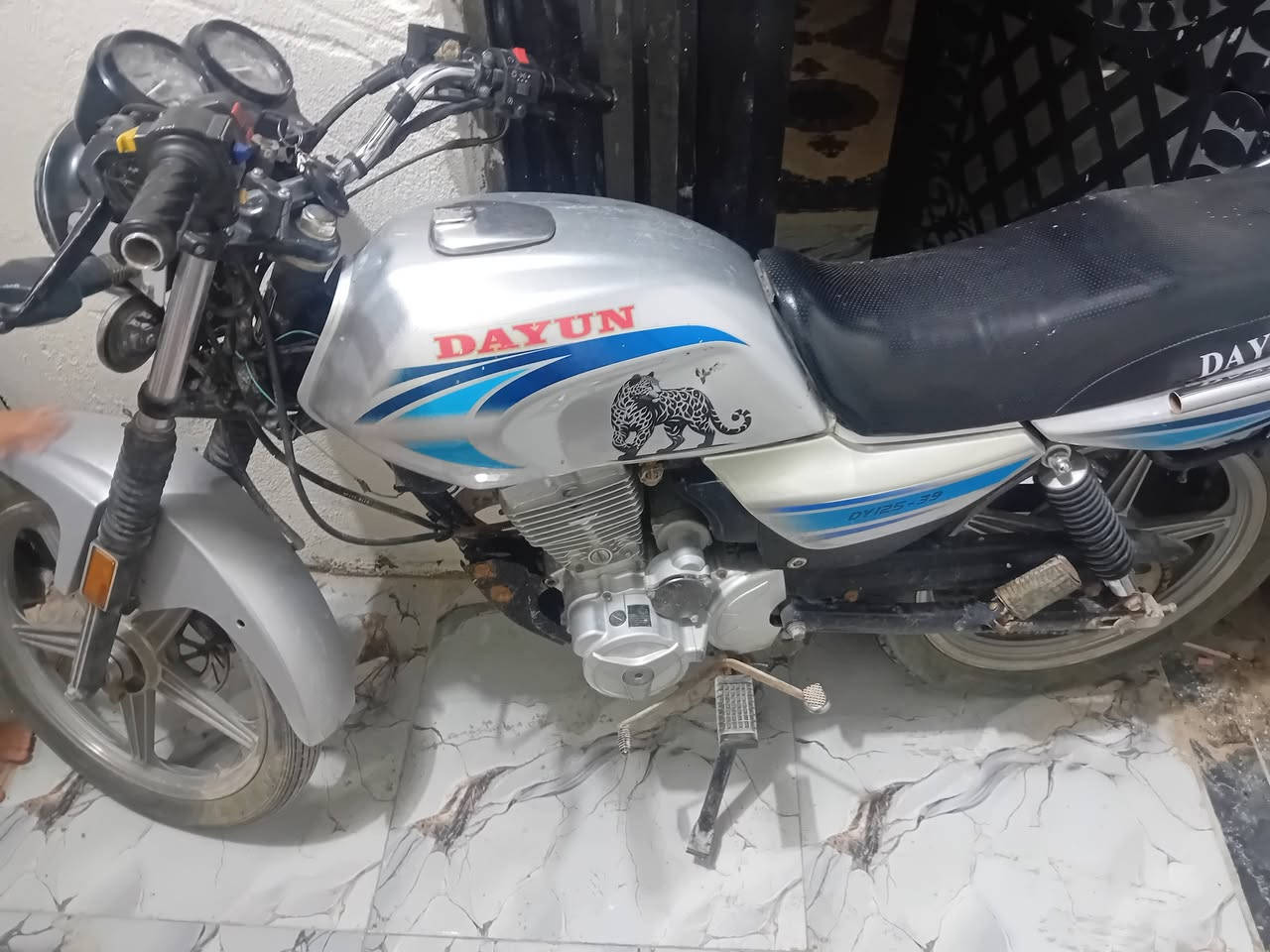 دايوان ٢١ اوراق اصولي كفاله 
مكانها كربلاء الحر الصغير 
*********** 
٨٠٠ وبيها مجال مستعجل عليها
