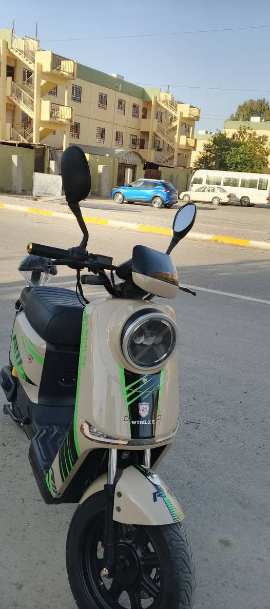 (قنبله الموسم للبيع فقط🤯💣) 

السلام عليكم 

للـبـيـع دࢪاجـــة شـحـن

R11

2026 اخر اصدار جديد

 مناقصه كلشي فول مواصفات 

LED

لايت زنون عالي ناصي

اشاير ودبل اشارة 

4 گير 

سرعه 120

نظام الـR يرجع عـالبگ

شحن لاسلكي 

بلوتوث

سويجات عدد 2 كرتات عدد 2 +بصمه تشغيل عن بعد

5 بطاريات الاصليه من شركه ونلي
 
الدراجه نضيف كلش وبعد بيها هواي مواصفات وما متعوبه واستخدام شهر فقط 

#السـعـر 800 وبيه مجال 

الاتصال ع الرقم التالي 
***********

مكاني صلاح الدين بيجي
