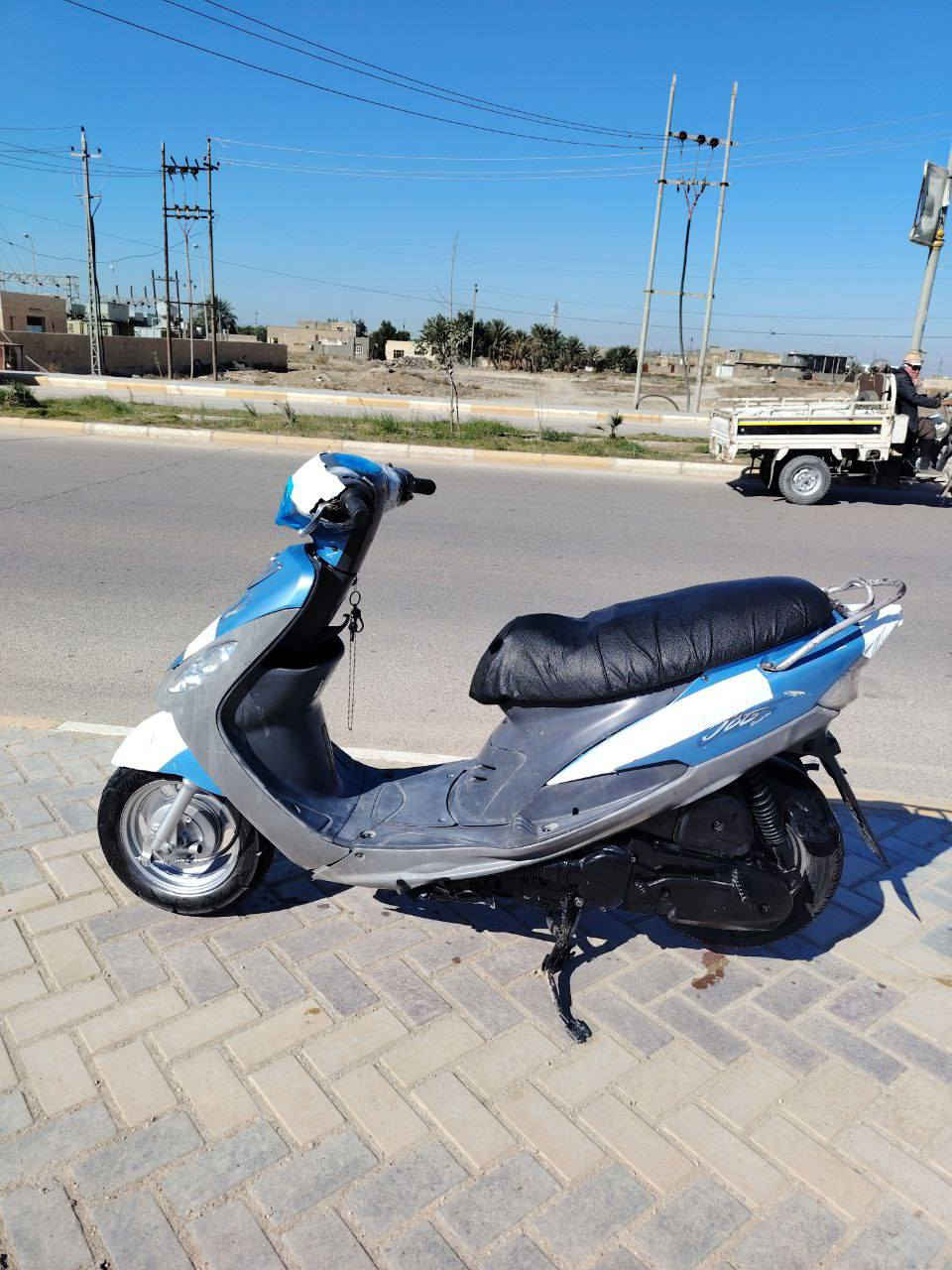 سلام عليكم ماكس منغولي لبيع بوشه 49لمكينه مامفتوحه سلف شغال شاير عداد لبانزين عداد لسرعه كله شغاله بريك كدام وره لكفرات ختم واحد صاله ست شر طالعه حاويه شلعه معدل فول ماعوزه برغي كلشي شغال بيه لسعر 650وبيه مجال حك لجيه لموشراي لا يتعبني نتصال ***********لشراي يجي خاص
